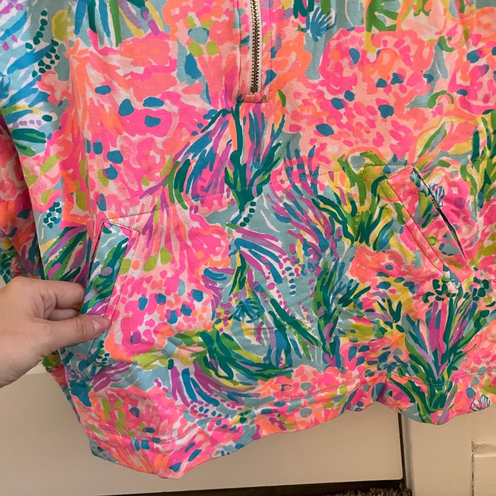 Lilly Pulitzer Pop Over - Picture 4 of 7